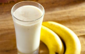 Banana milkshake