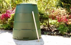 Compost bin